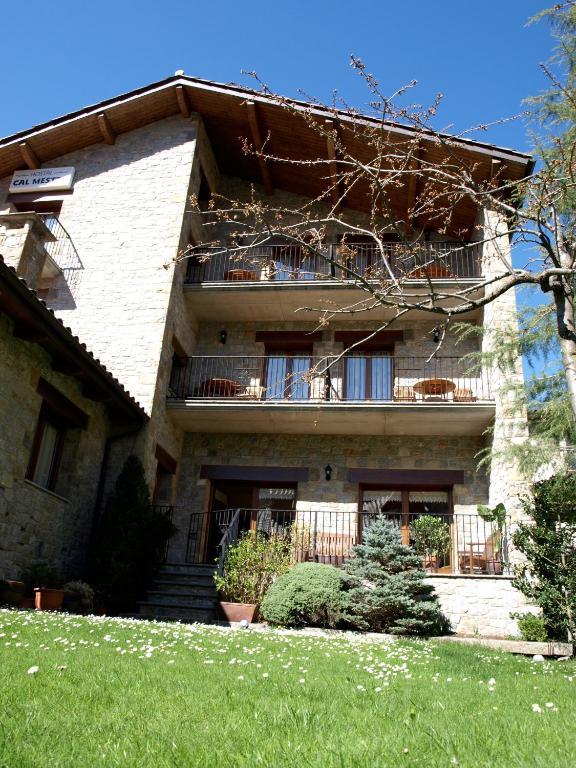 Hostal Cal Mestre Vilallonga de Ter Luaran gambar